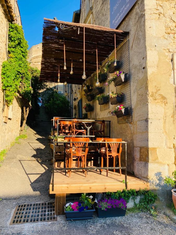 Le Pied De La Lettre Otel Grignan Dış mekan fotoğraf