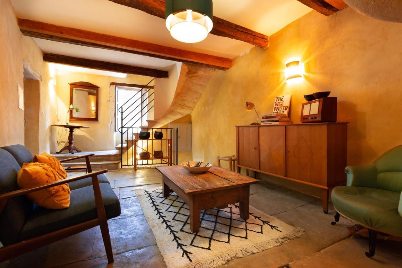 Le Pied De La Lettre Otel Grignan Dış mekan fotoğraf
